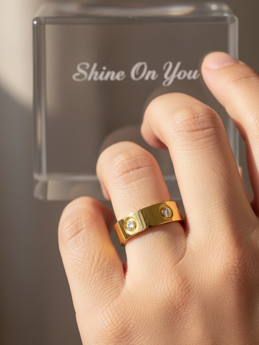 SHINE LOOP RING